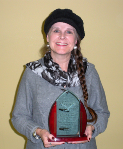 The Virginia Highlands Festival recently presented the 2010 French Moore, Jr. Award to an outstanding volunteer: Sandra Parker.