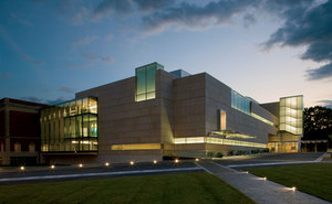 The James W. and Frances G. McGlothlin Wing designed by Rick Mather Architects + SMBW. (Photography by Bilyana Dimitrova)