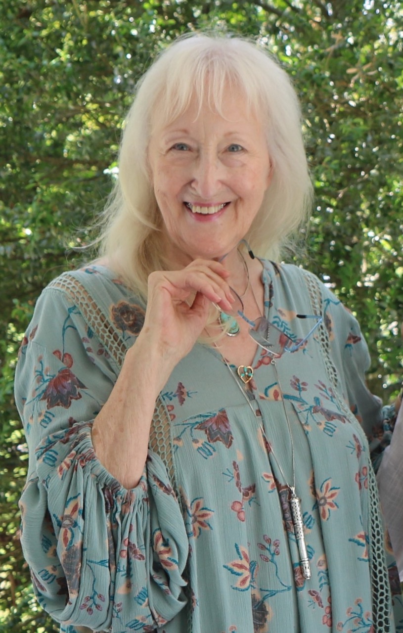 Marilyn duBrisk