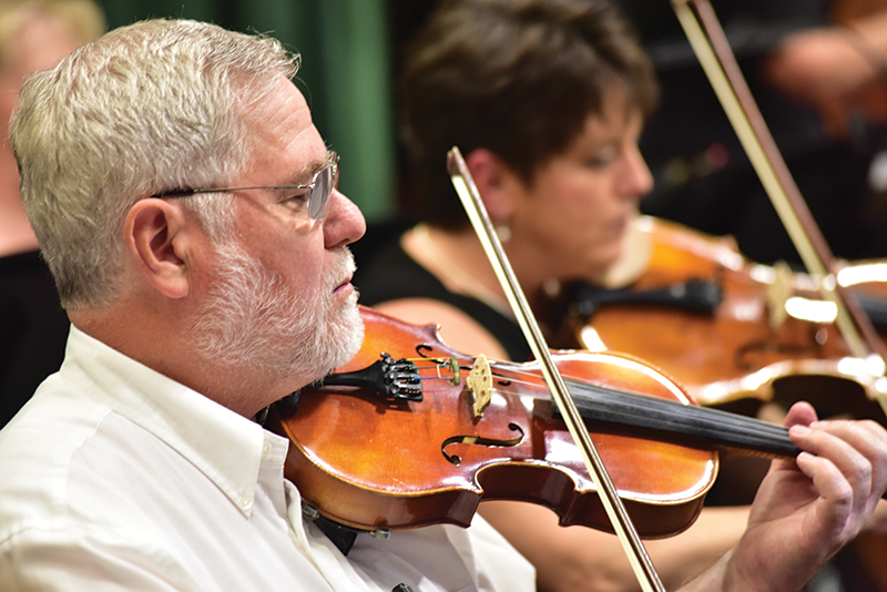 Heart of Appalachia community orchestra performs holiday concerts.